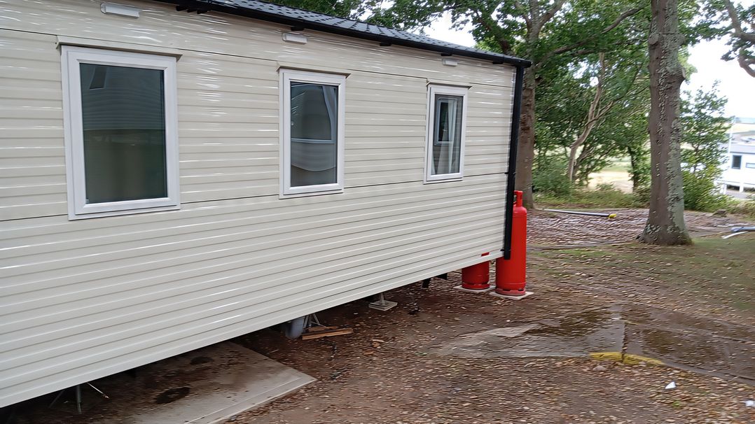 Caravan Thorness Bay Holiday Park