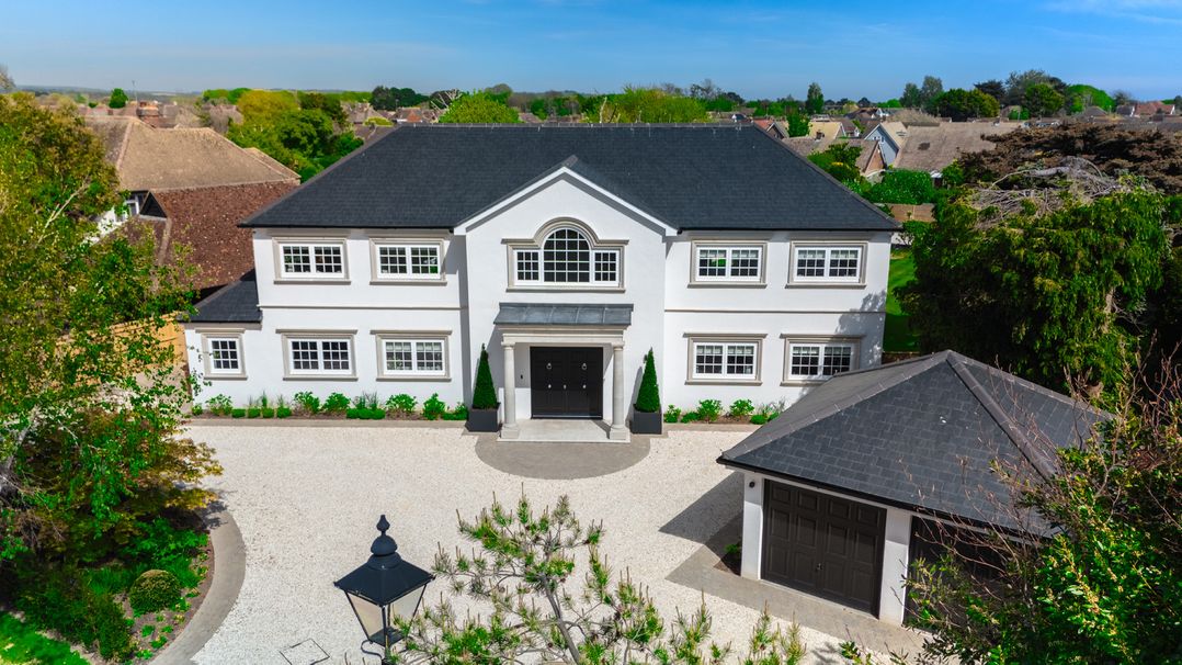 Sea Estate House
