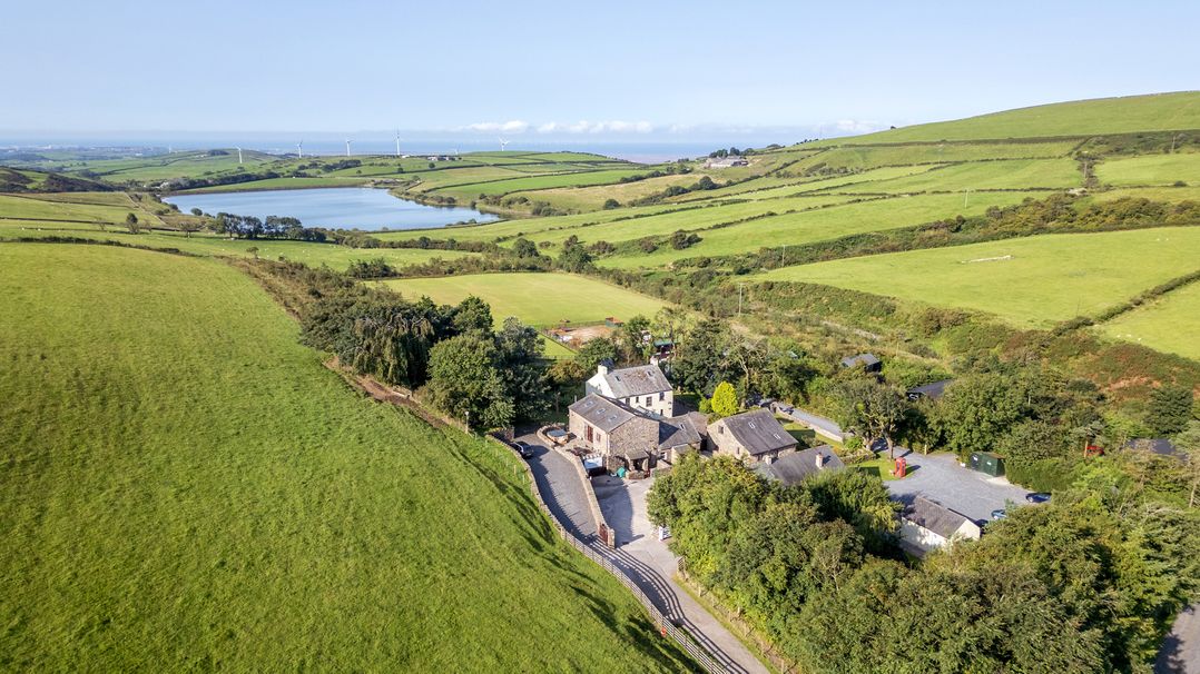 Woodside Barn