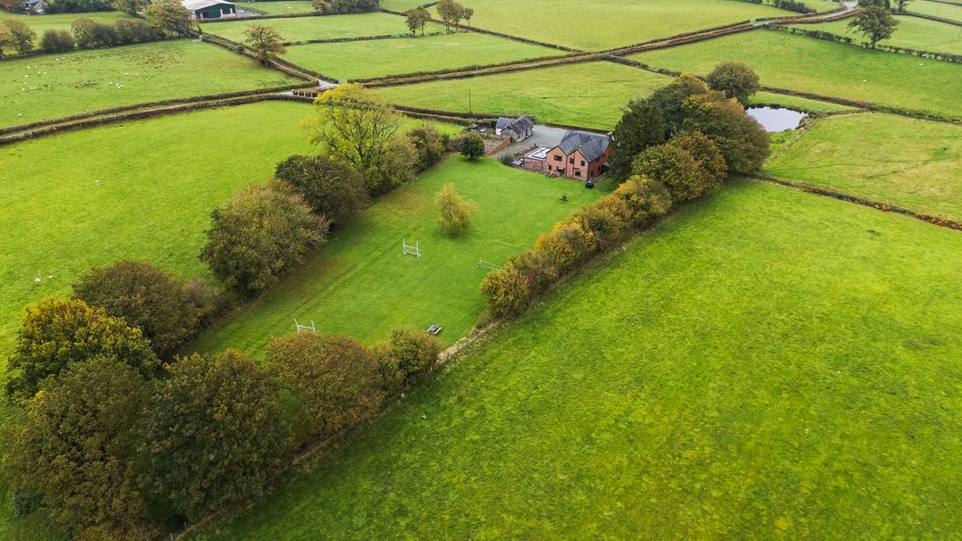 Ty Newydd