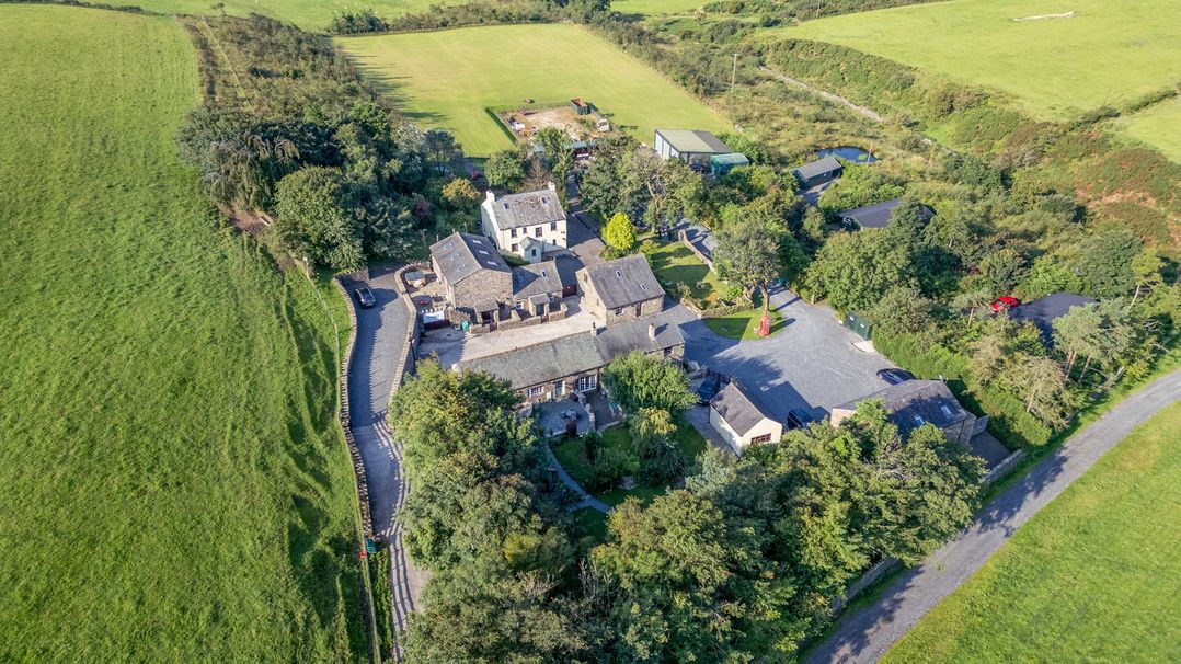 Ash Lodge