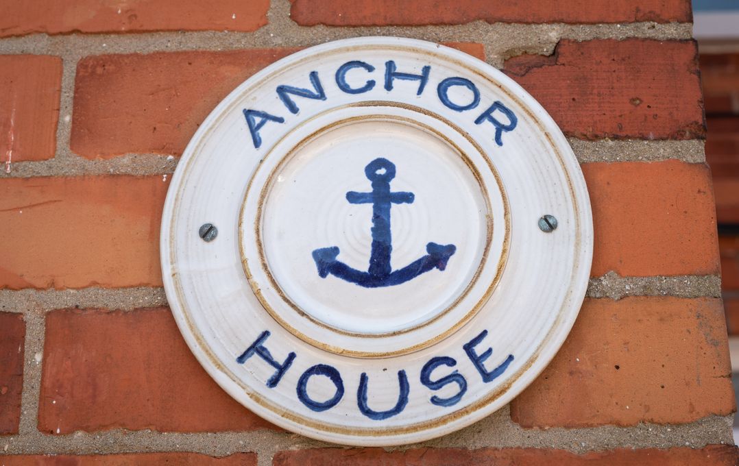 Anchor House