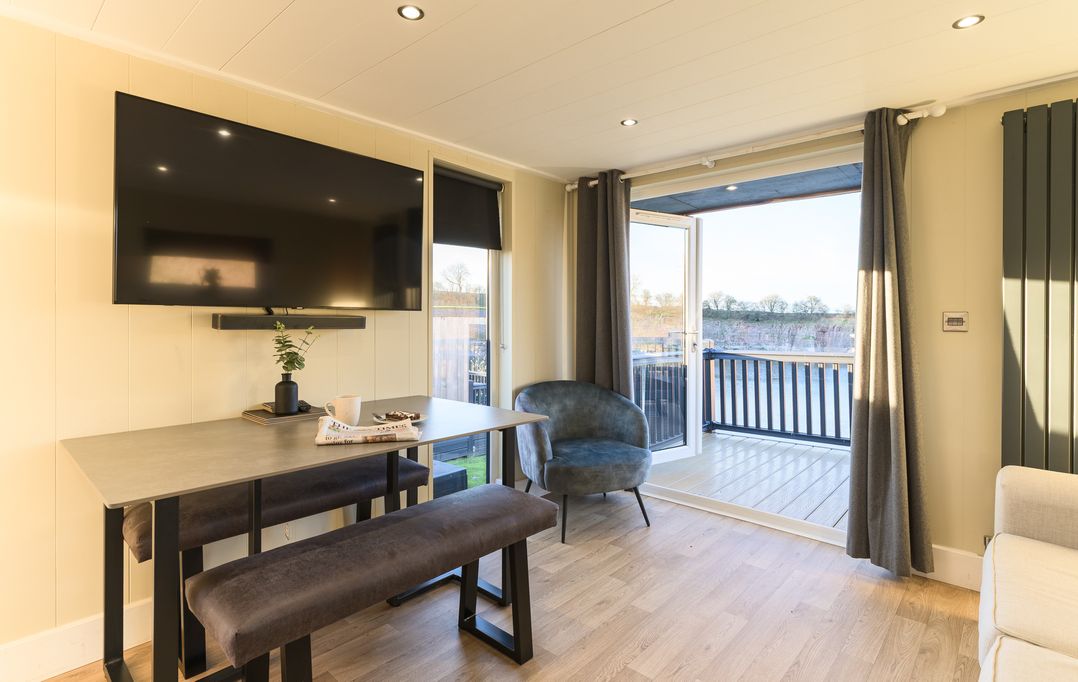 Pods by the Lake (Pet)