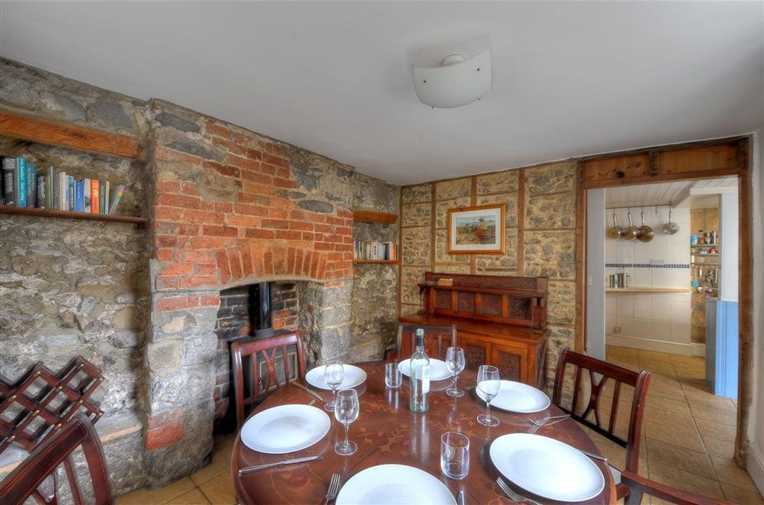 Rona Cottage