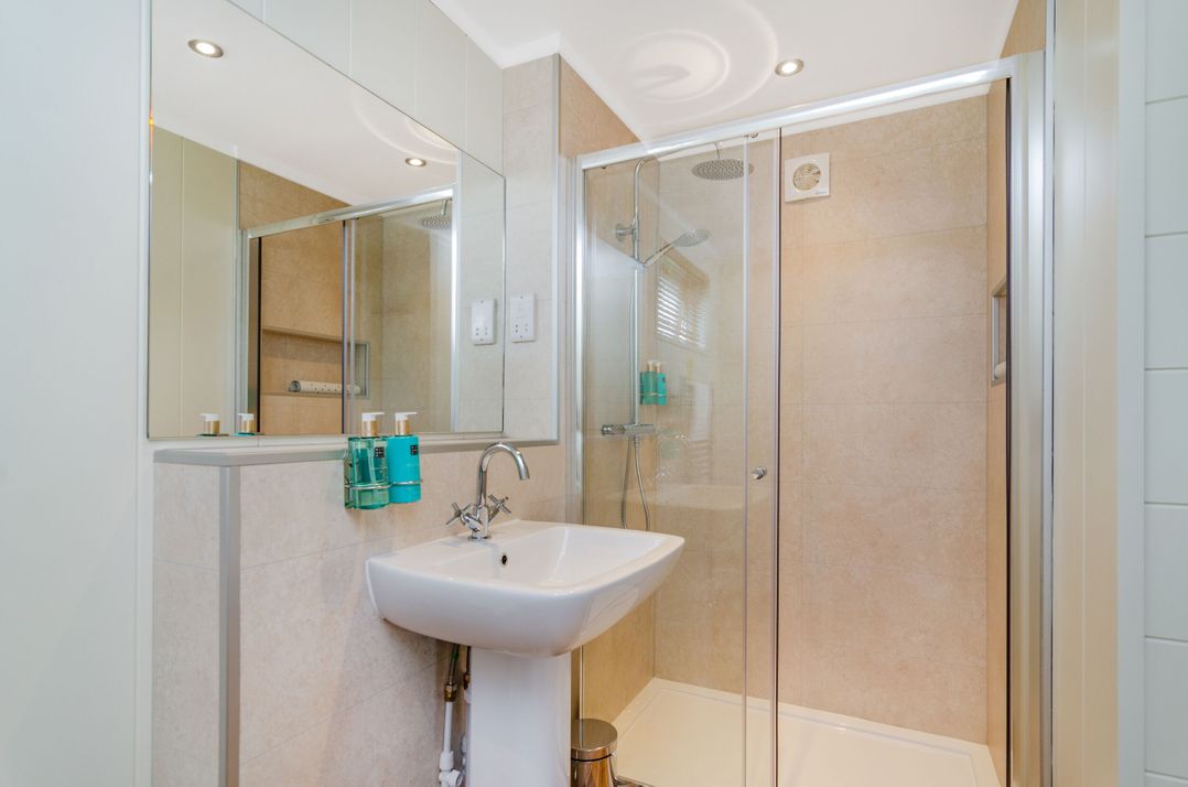 The Kingscliffe (Pet)