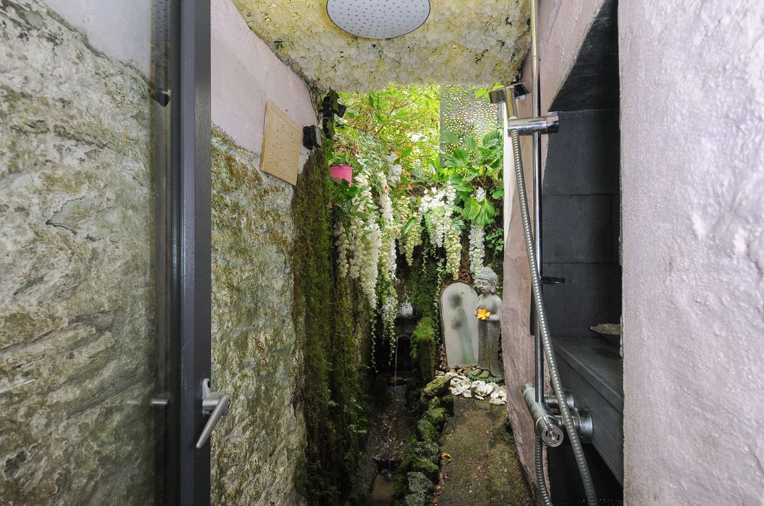 Moon's Cottage