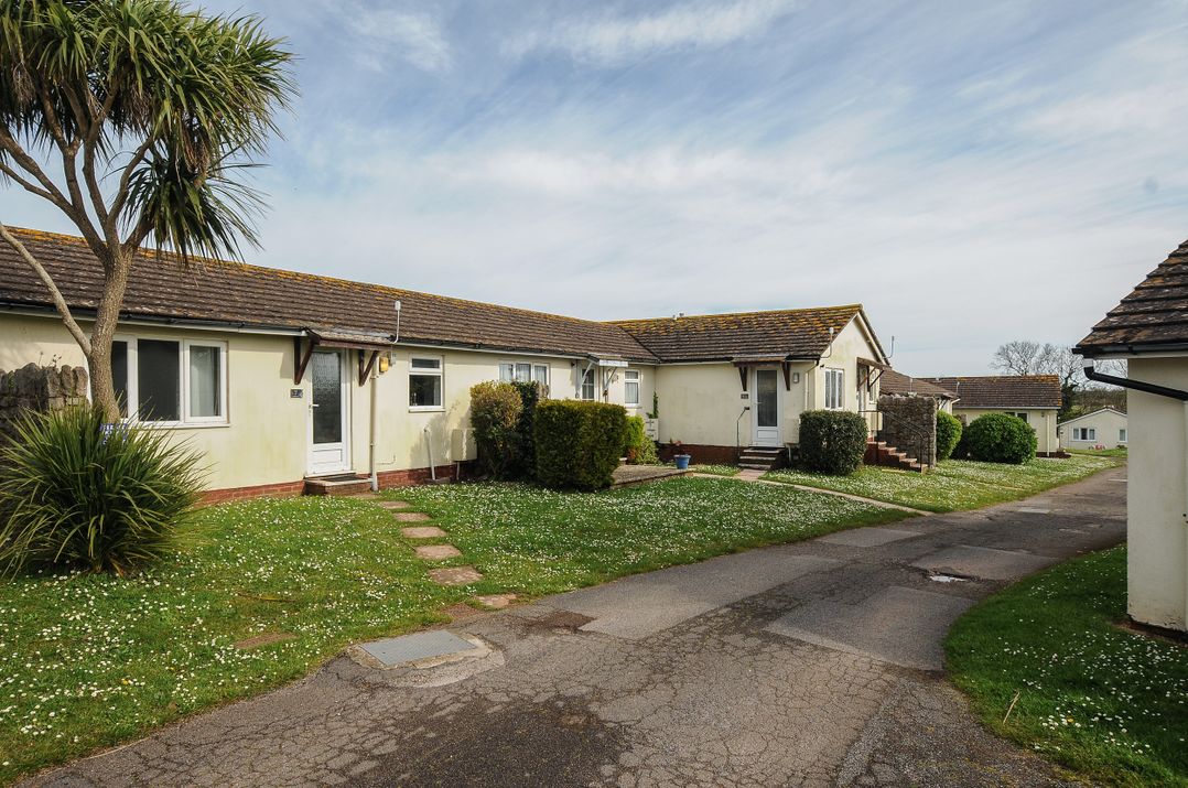 2 Bed Silver Chalet Plot T007