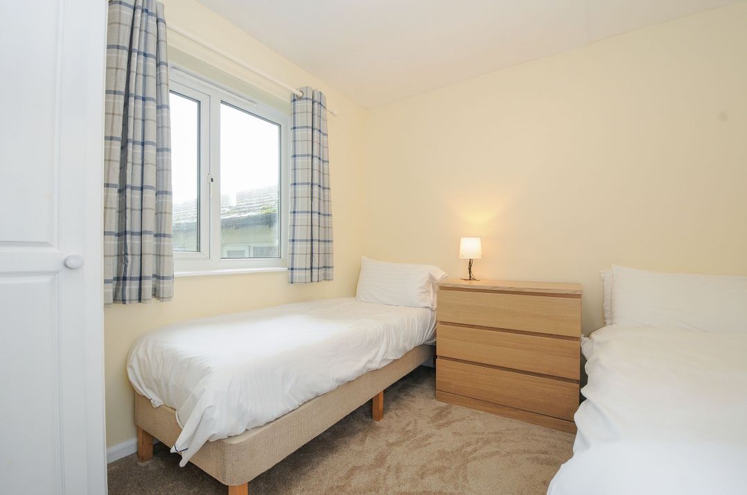 2 Bed Silver Chalet Plot T011