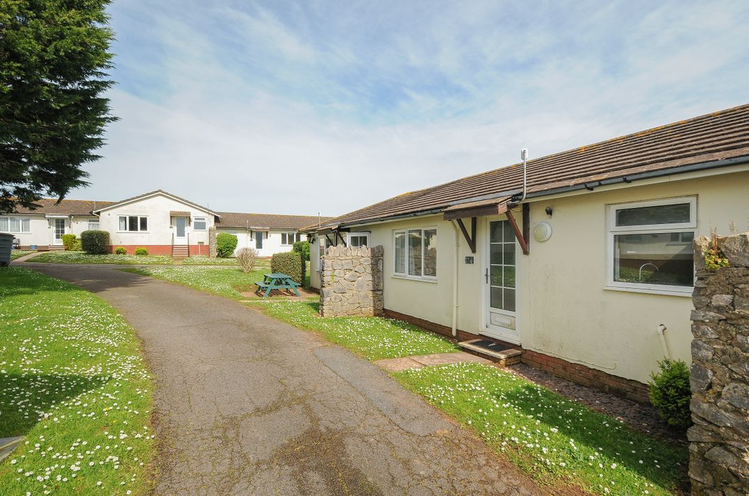 2 Bed Silver Chalet Plot T027