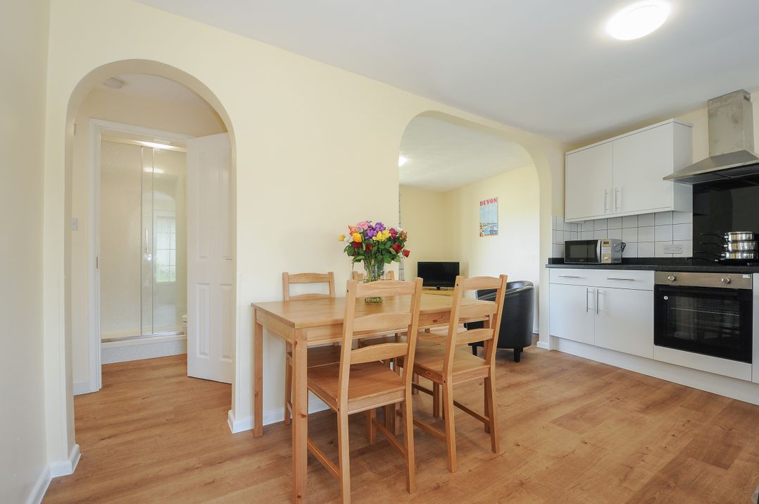 2 Bed Silver Chalet Plot T027