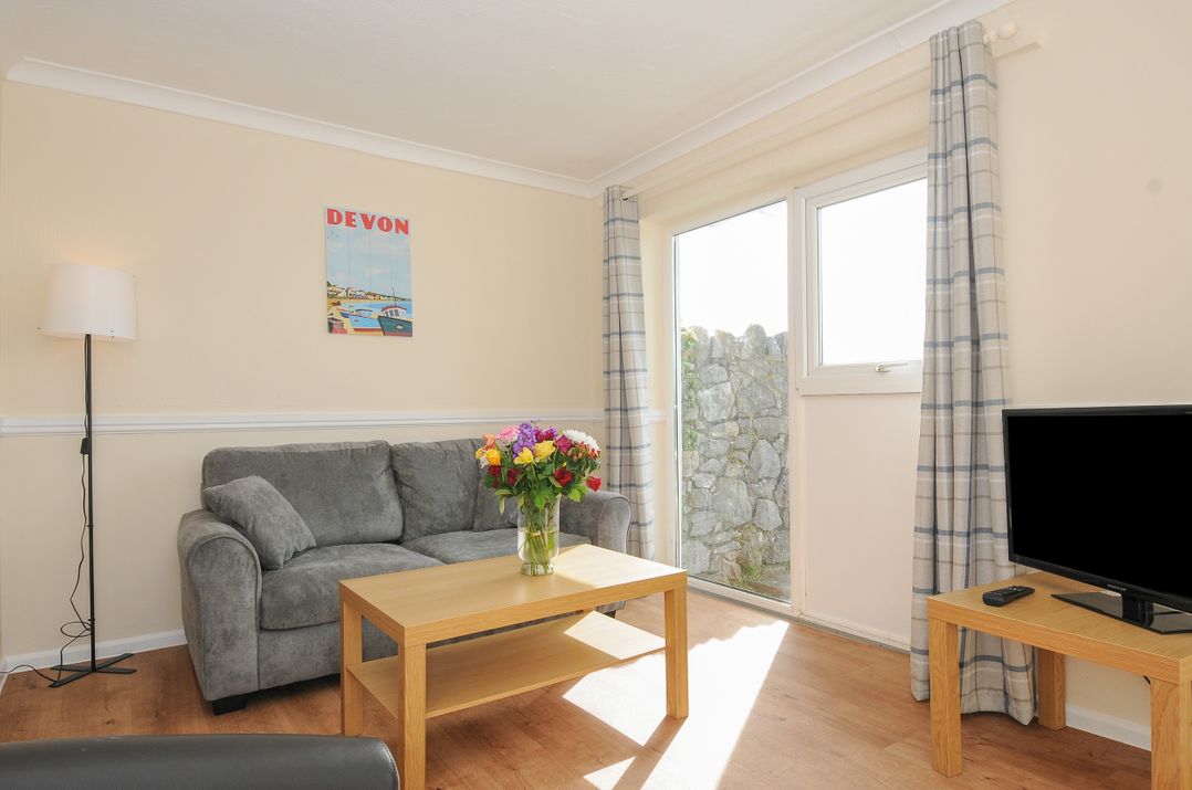 2 Bed Silver Chalet Plot T031