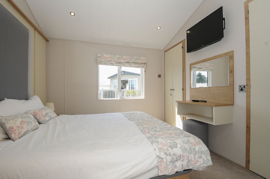 2 Bed  Lodge Plot B015 with Pets
