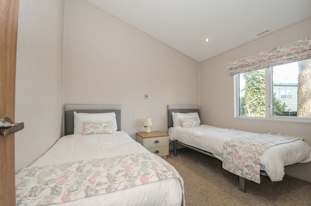 2 Bed  Lodge Plot B015 with Pets