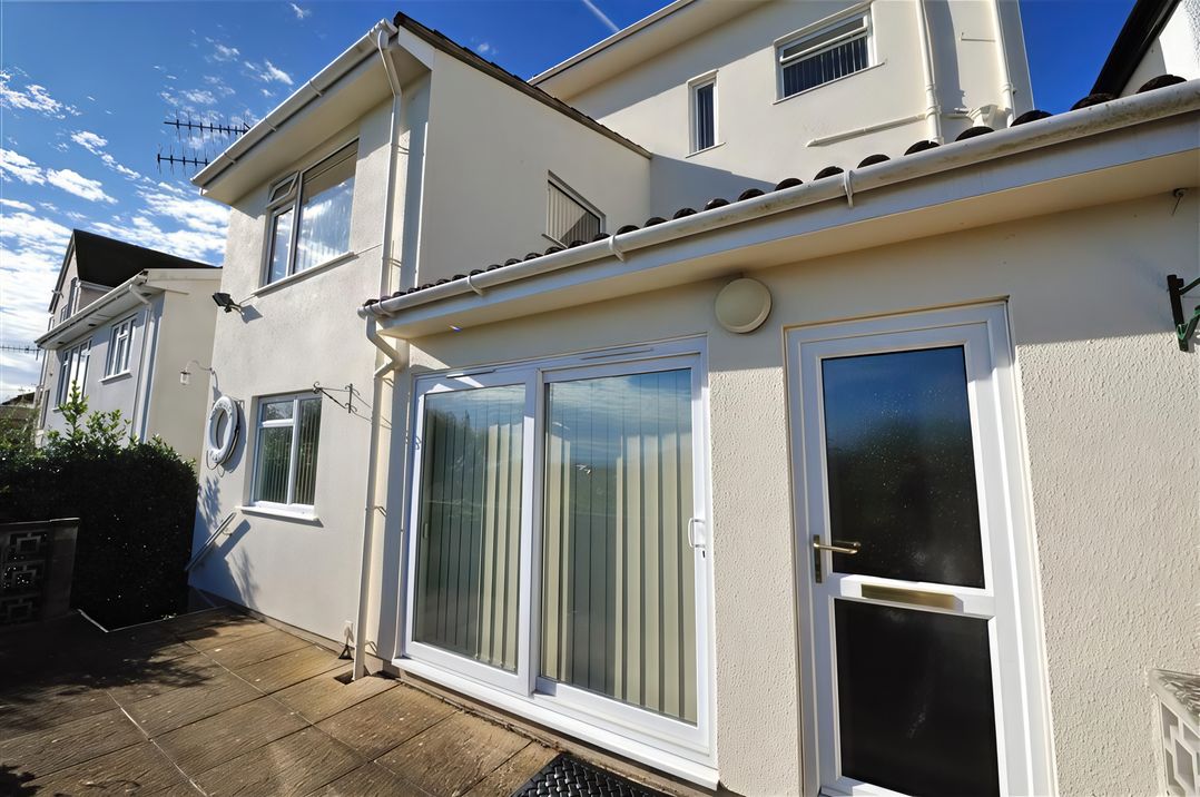 Greystones Flat
