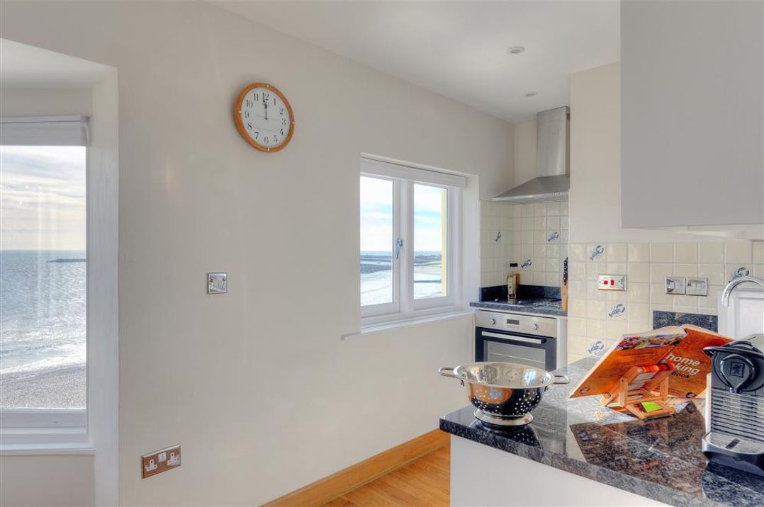 Lobster in Lyme Regis, Dorset | Cottages & Lodges