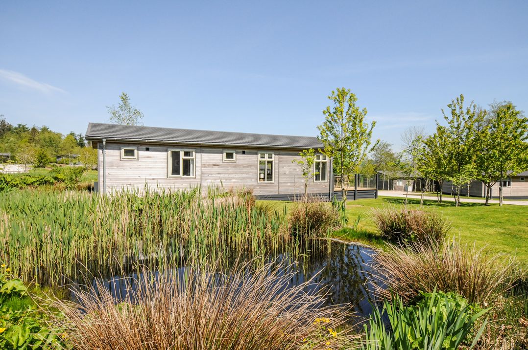 17 Meadow Retreat