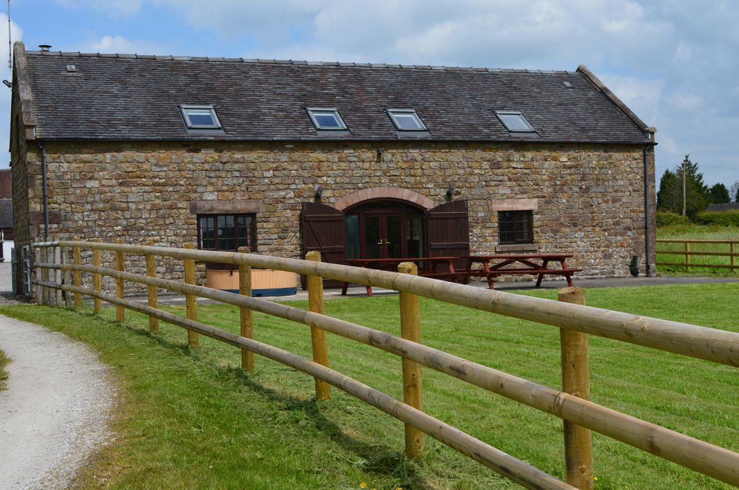 Bottomhouse Barn