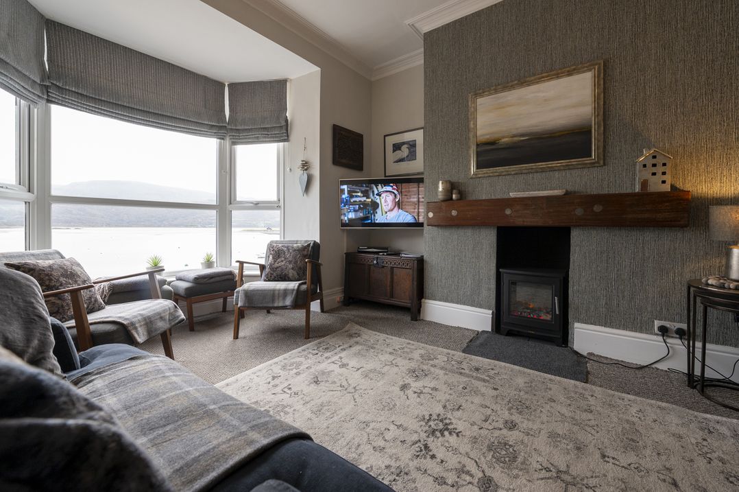 Harbour View - Flat 2 - Tudor House