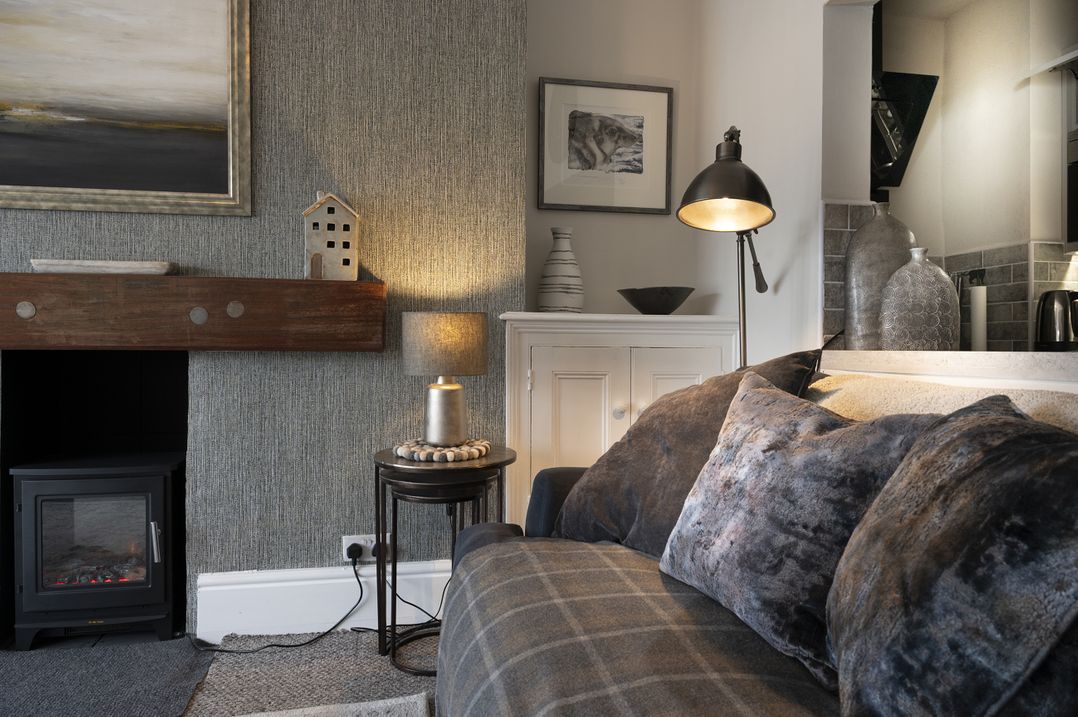 Harbour View - Flat 2 - Tudor House