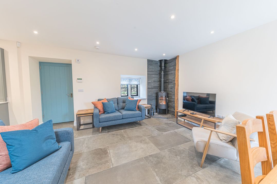 No 2 The Coach House