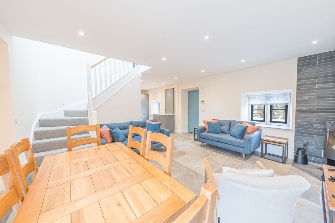 No 2 The Coach House