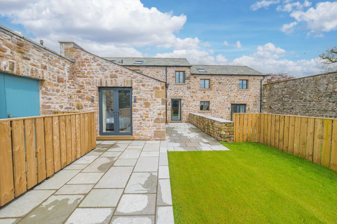 No 2 The Coach House