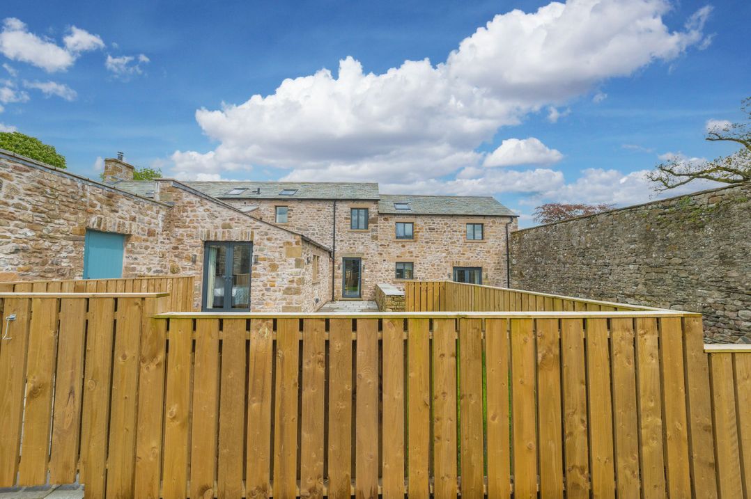 No 2 The Coach House