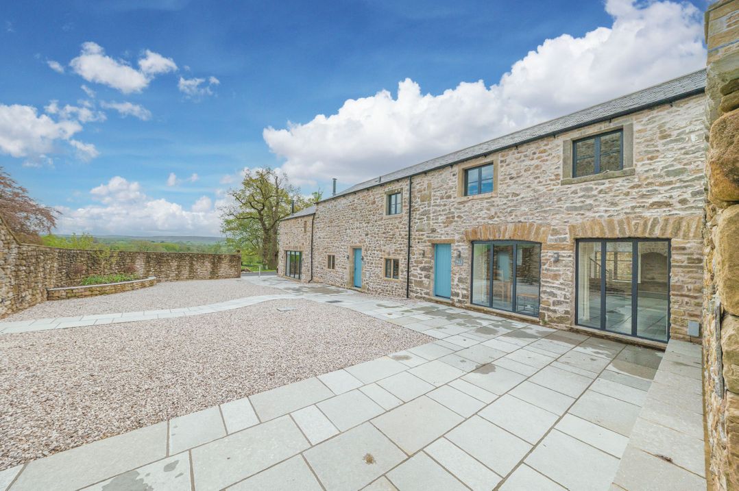 No 2 The Coach House