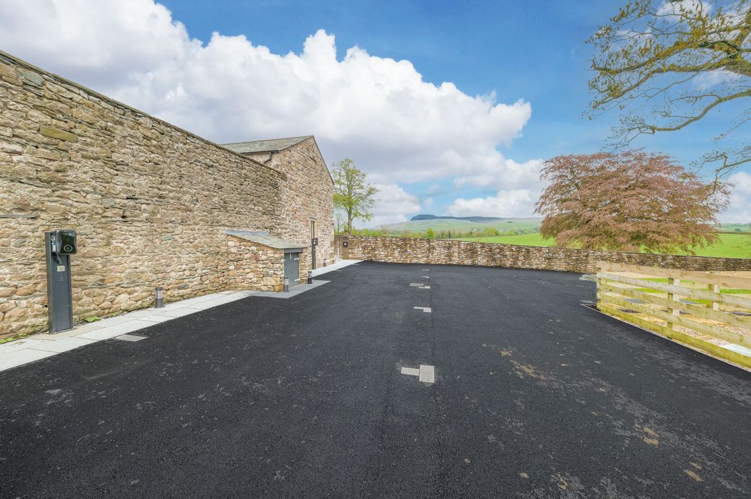 No 2 The Coach House