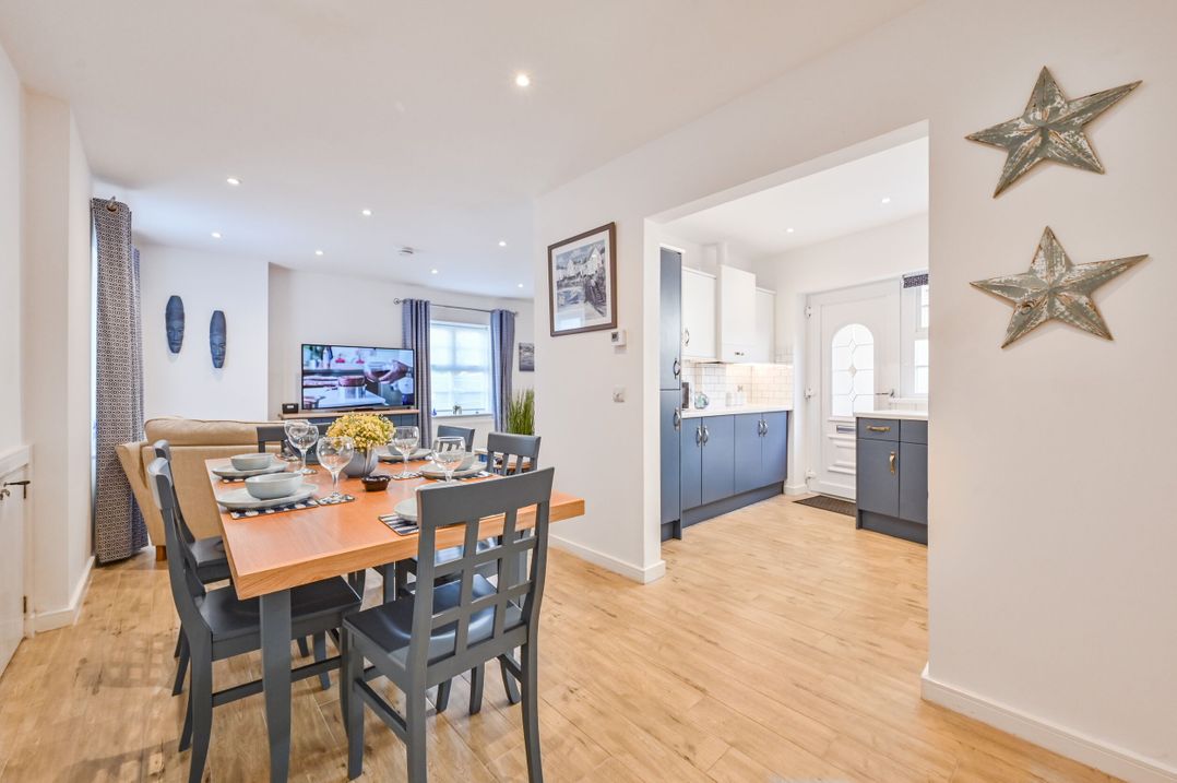 Number 2 Ellington Court Apartment