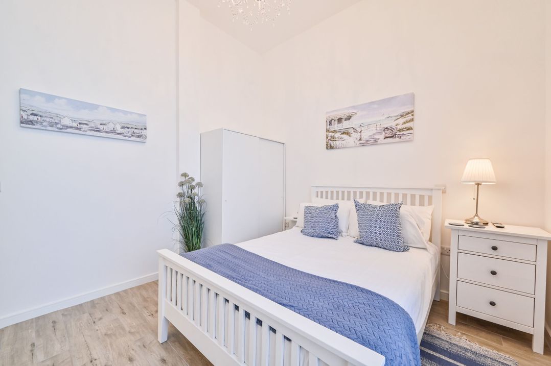 Number 2 Ellington Court Apartment