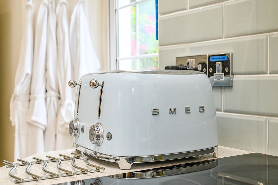 Muntham Luxury Town House with Hot Tub