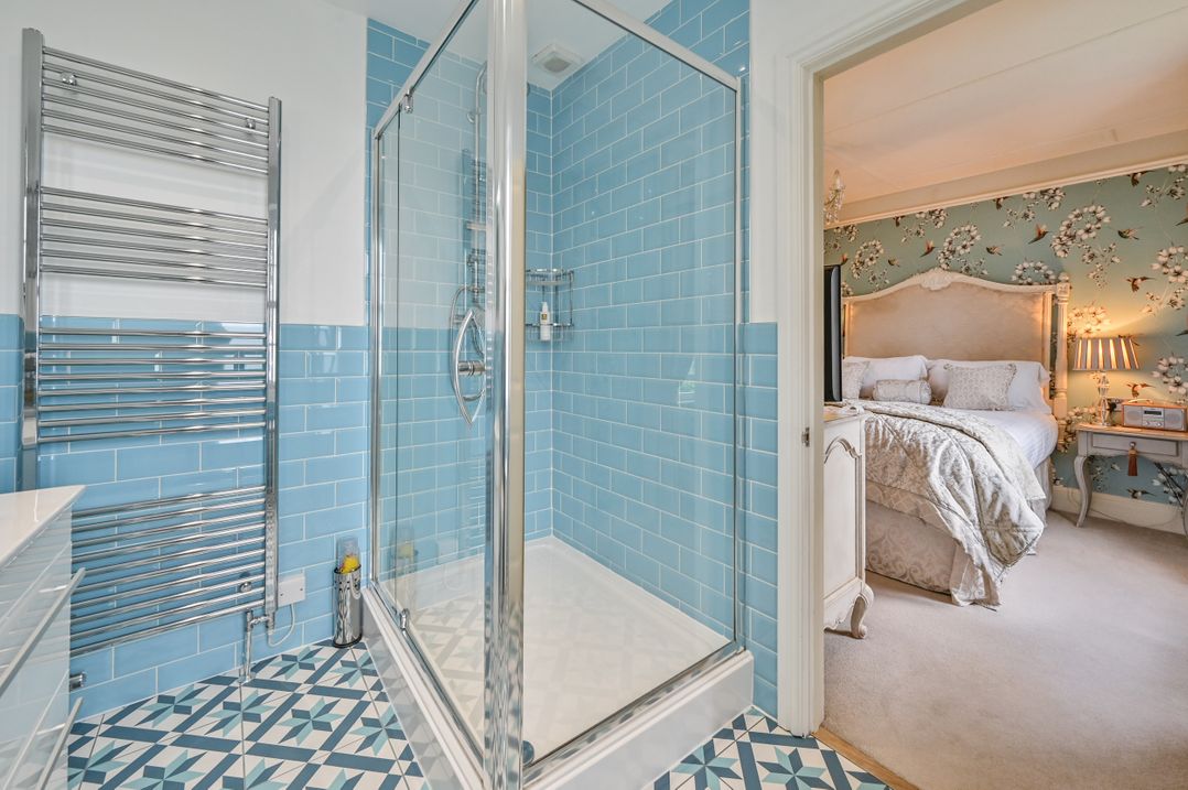 Muntham Luxury Town House with Hot Tub