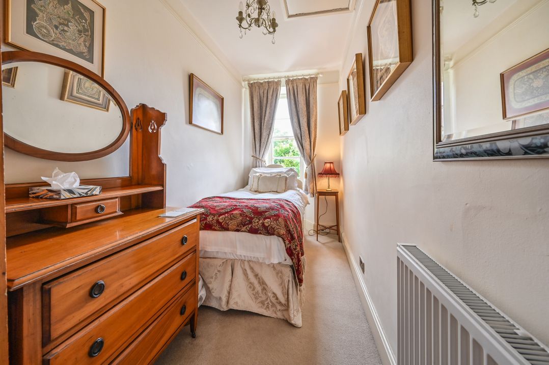 Muntham Luxury Town House with Hot Tub