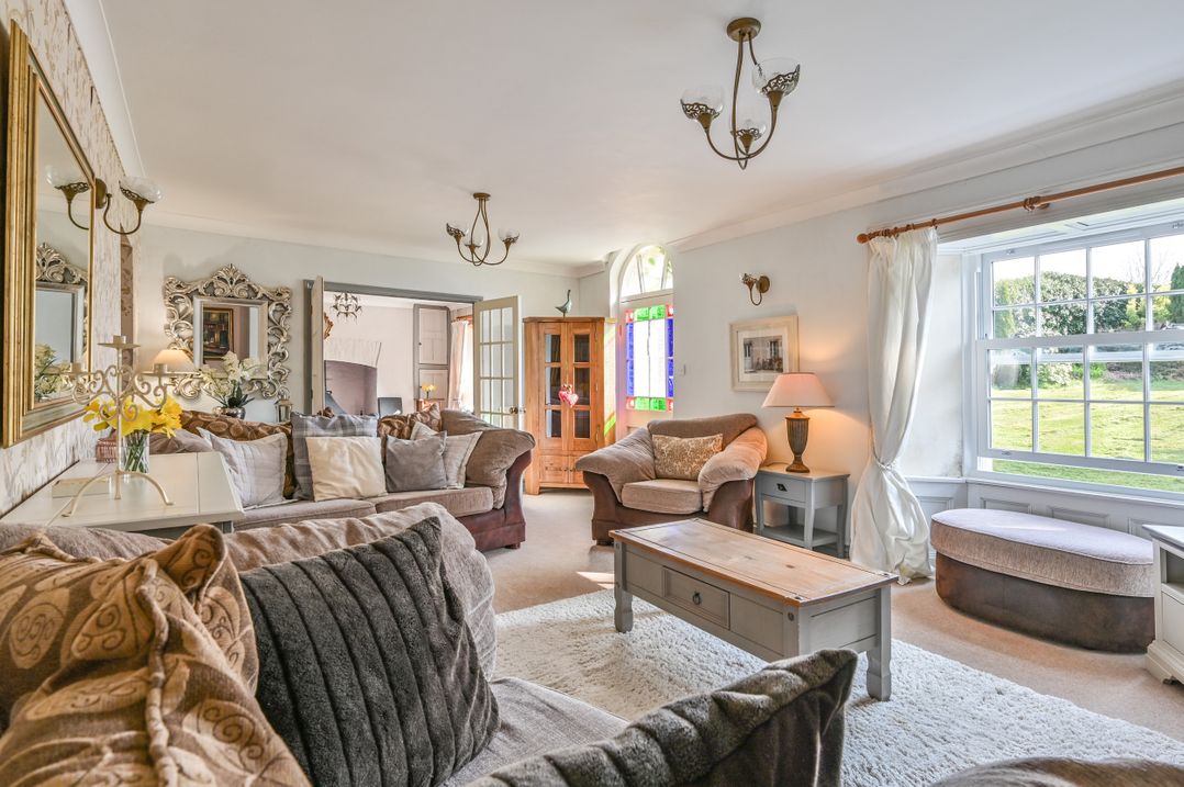 2 Mere Pits Cottages