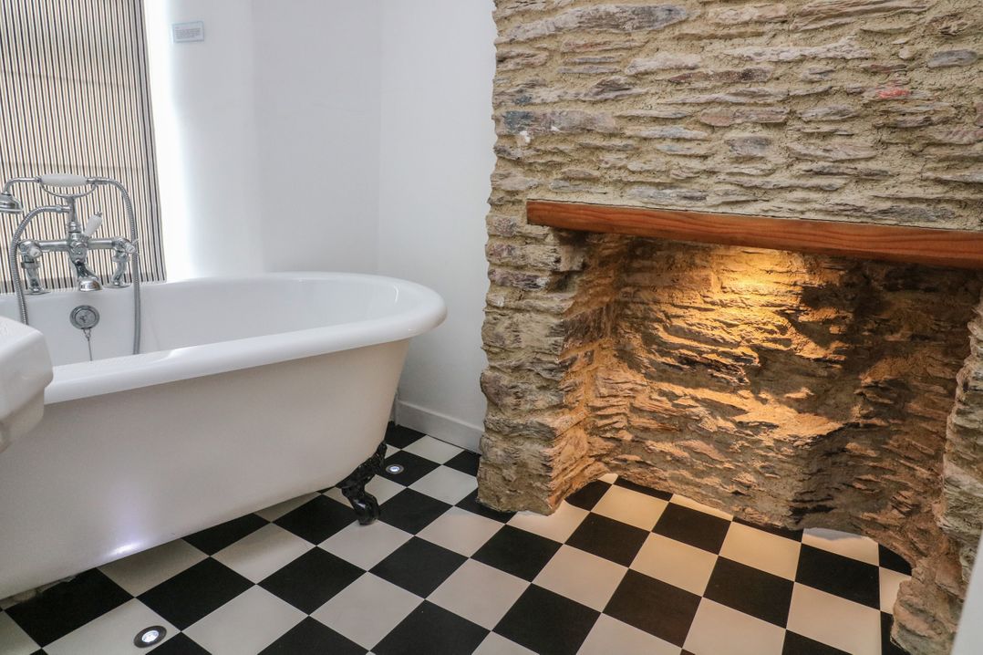 1 Bailey's Cottage