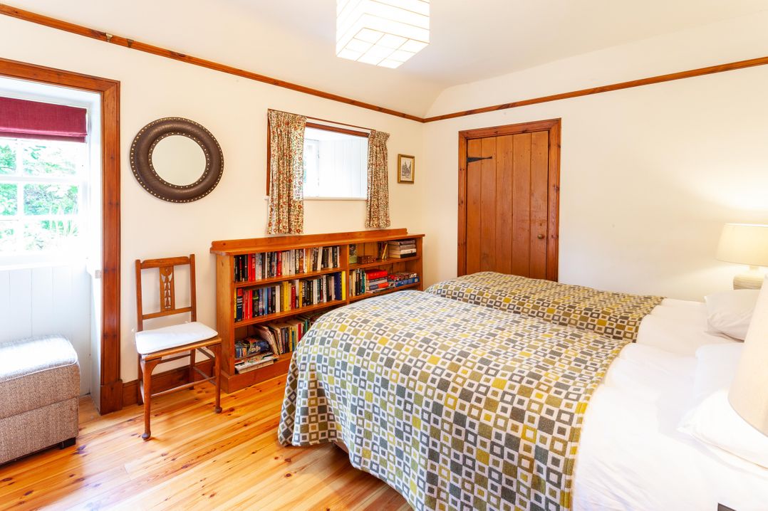 Old Smiddy Cottage