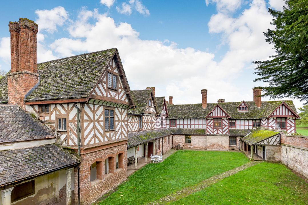 The Generals Quarters