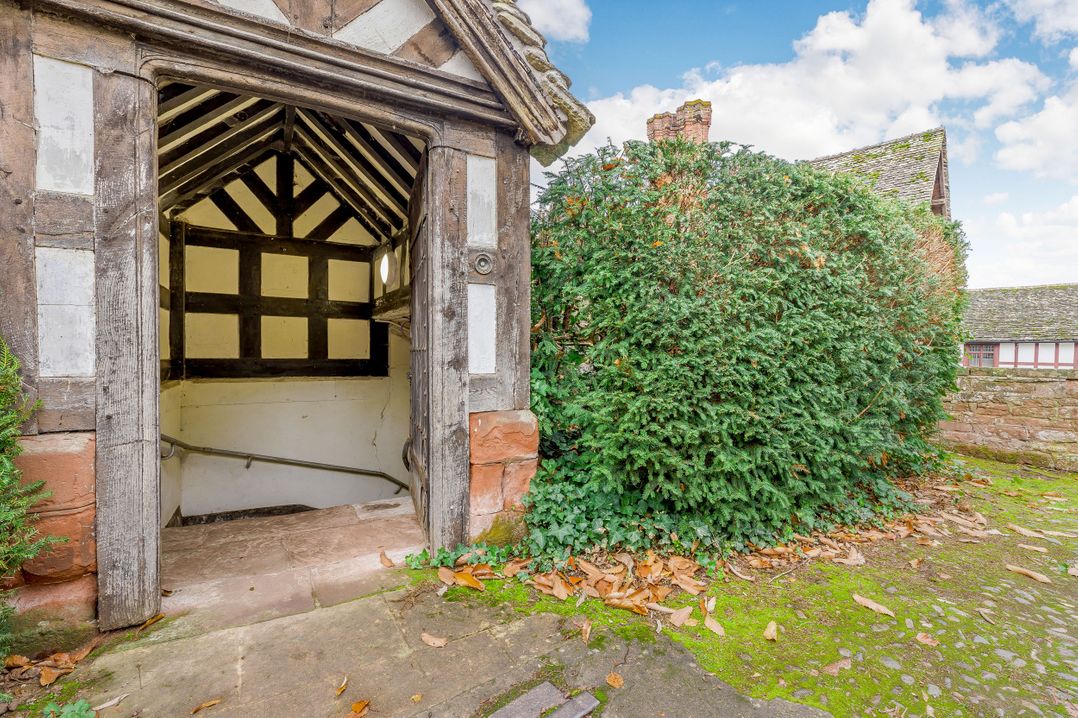 The Generals Quarters