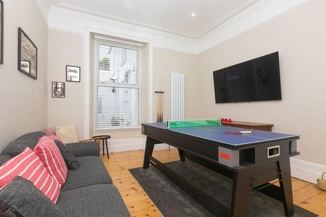 6 Albany Terrace