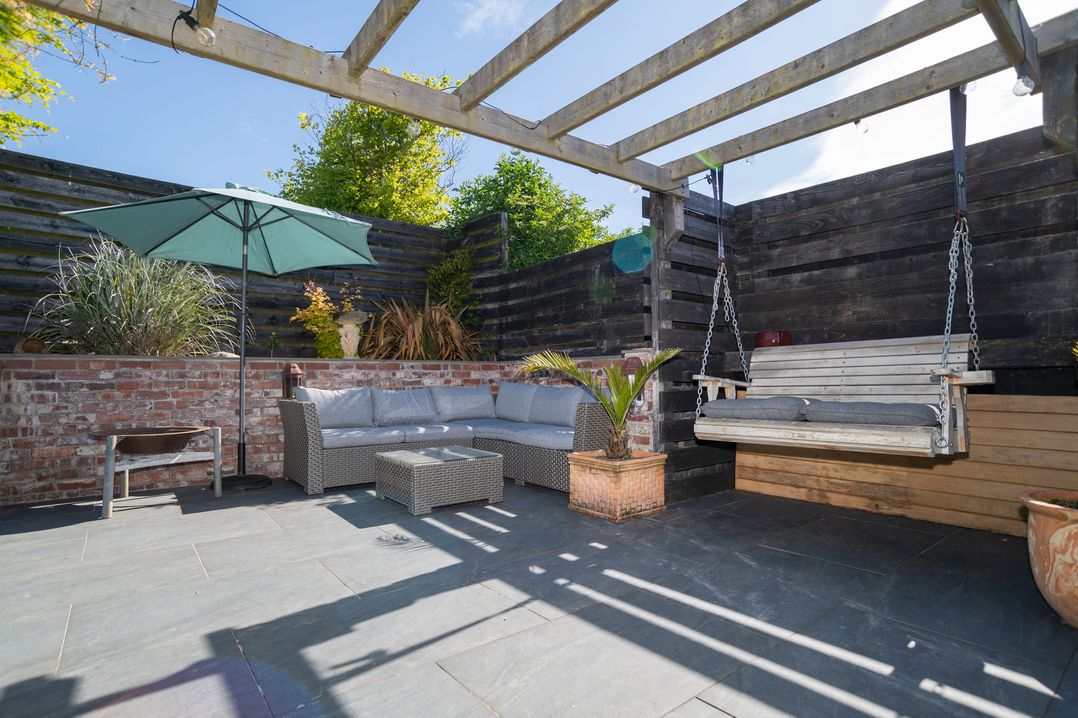 Garden View Apartment