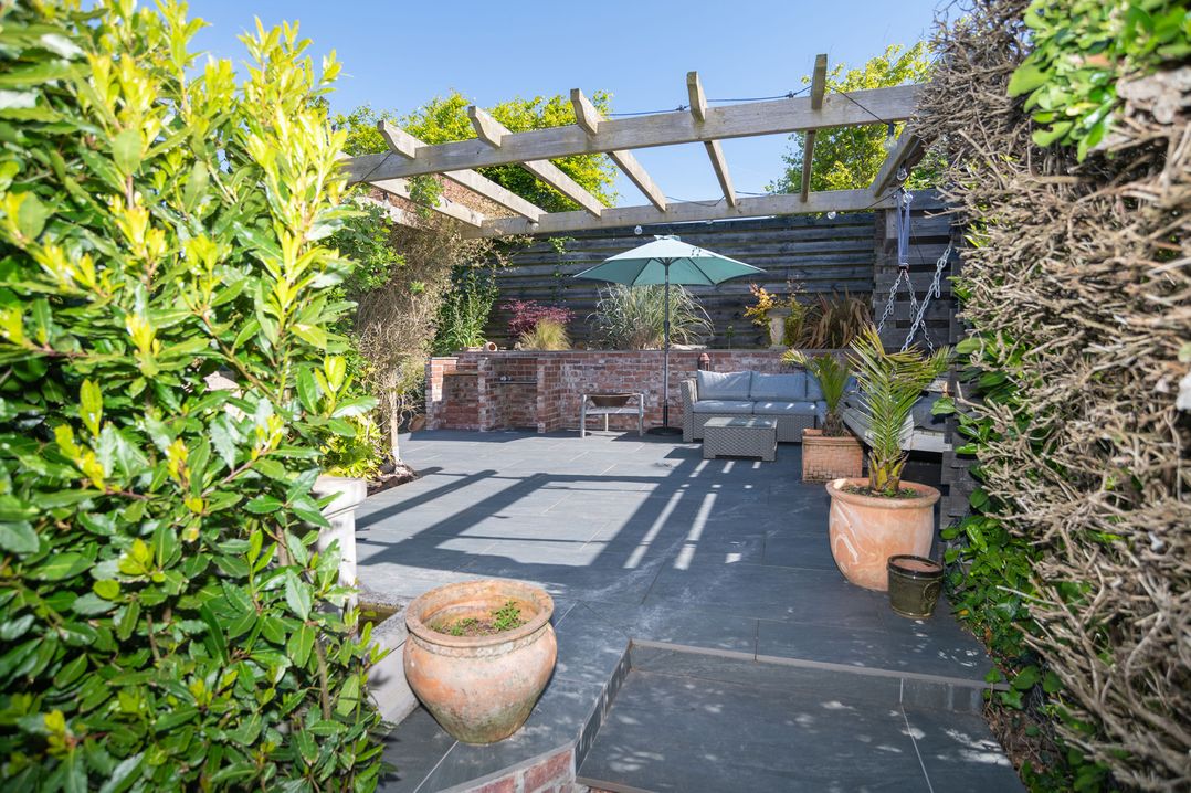 Garden View Apartment