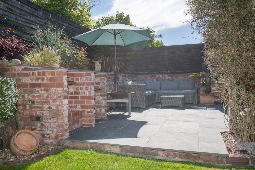 Garden View Apartment
