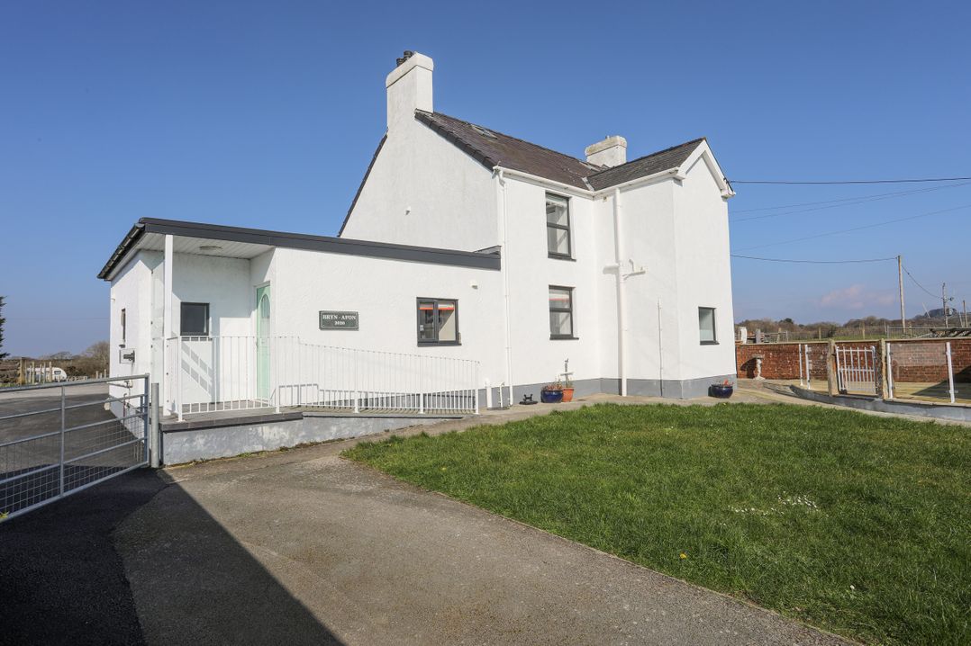 Bryn Afon Farm