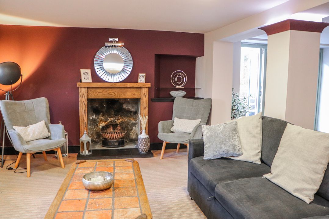 Mary Ann Apartment