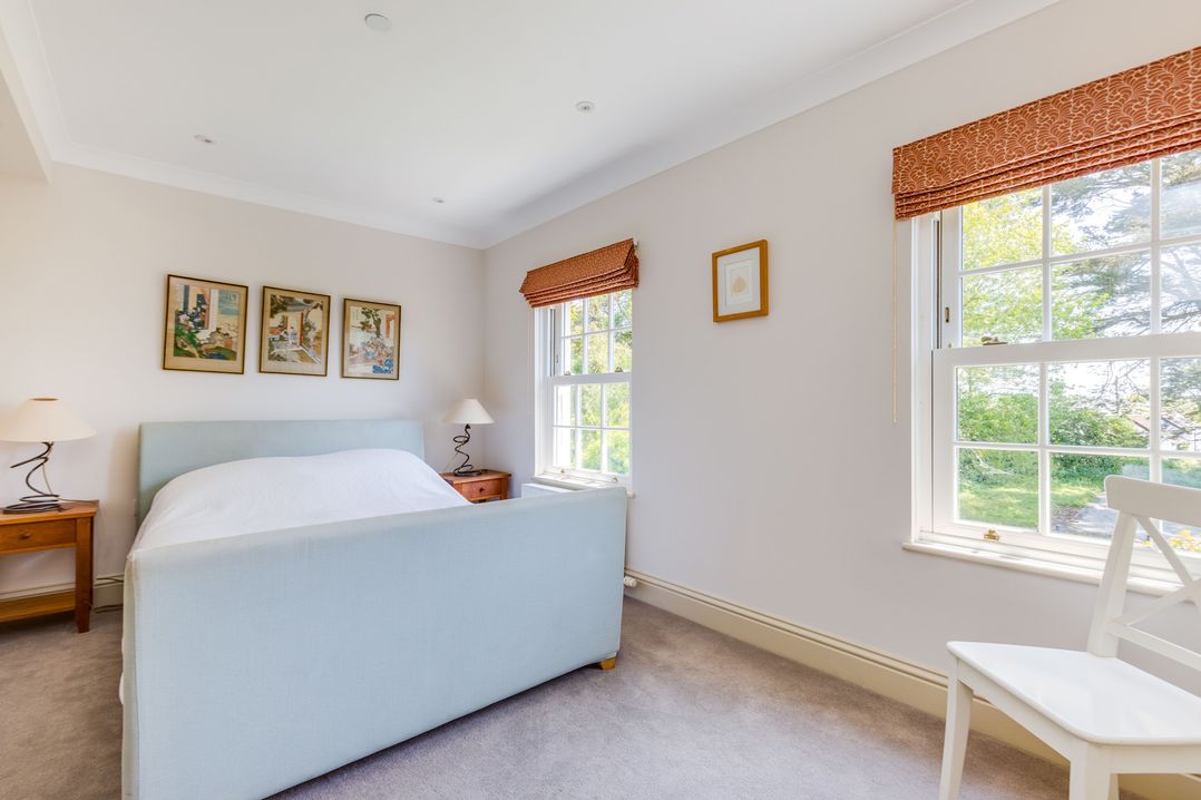 Lowenna Manor 10