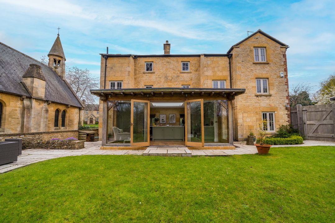 Hulls House