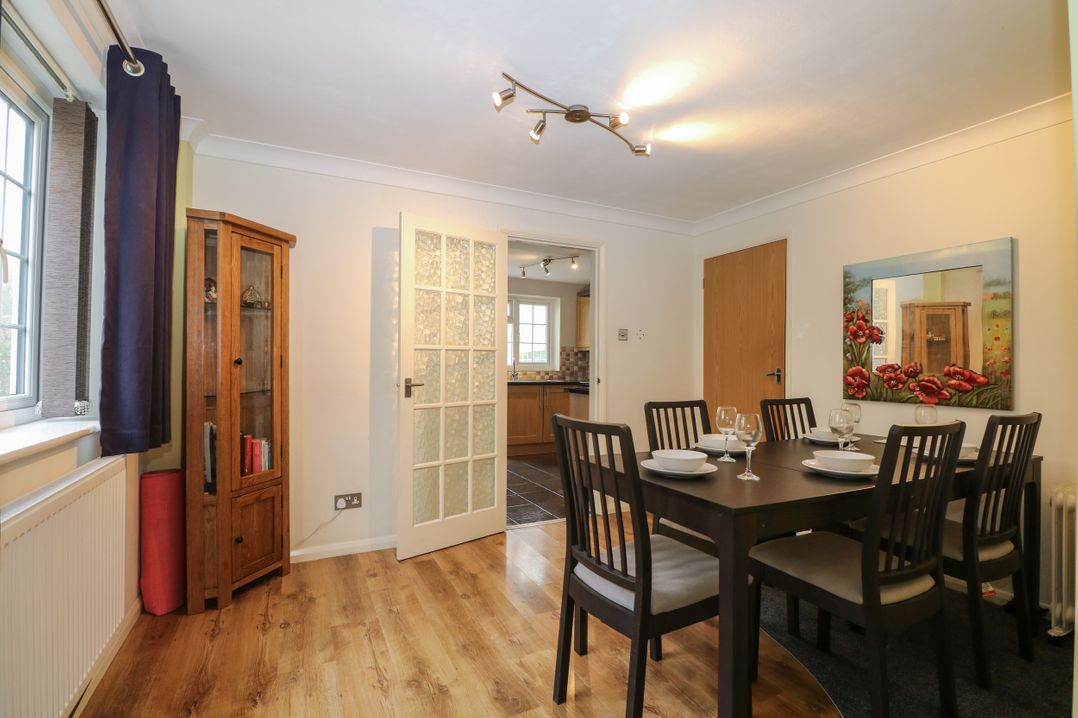 2A Kent Cottages