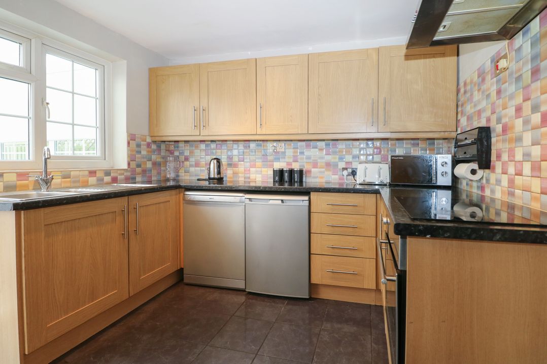 2A Kent Cottages