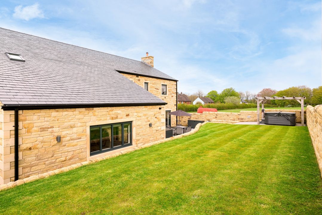 Archstone House